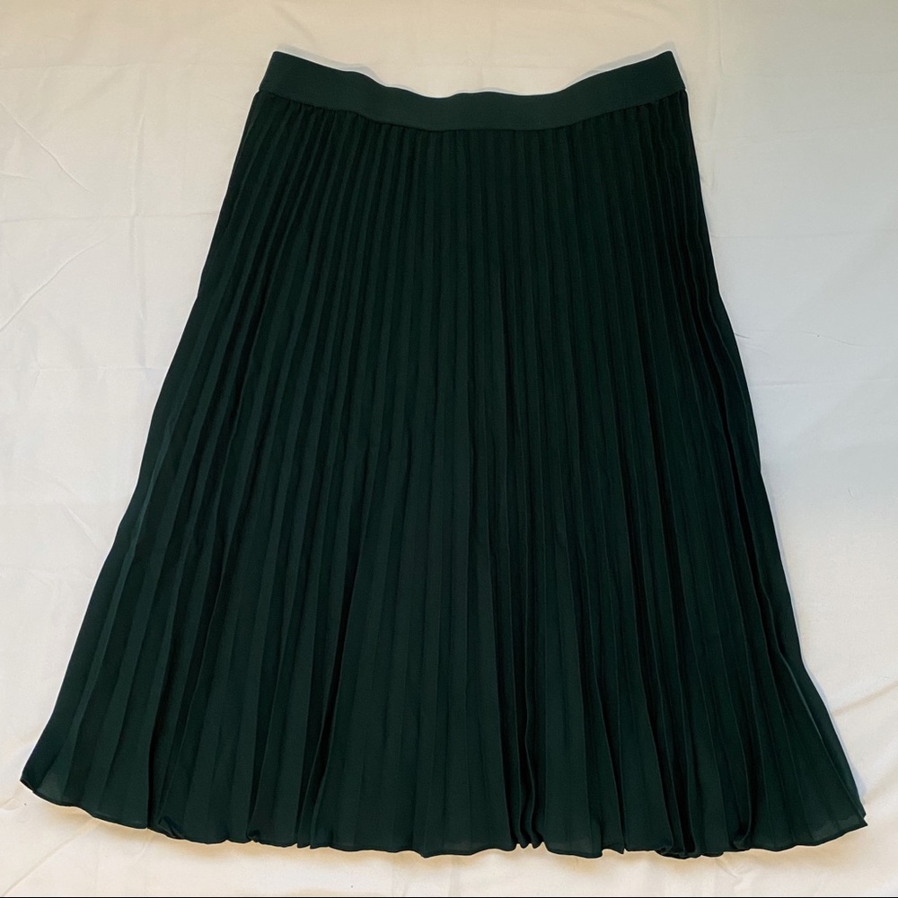 Kate Kasin Midi Pleated Skirt Dark Green